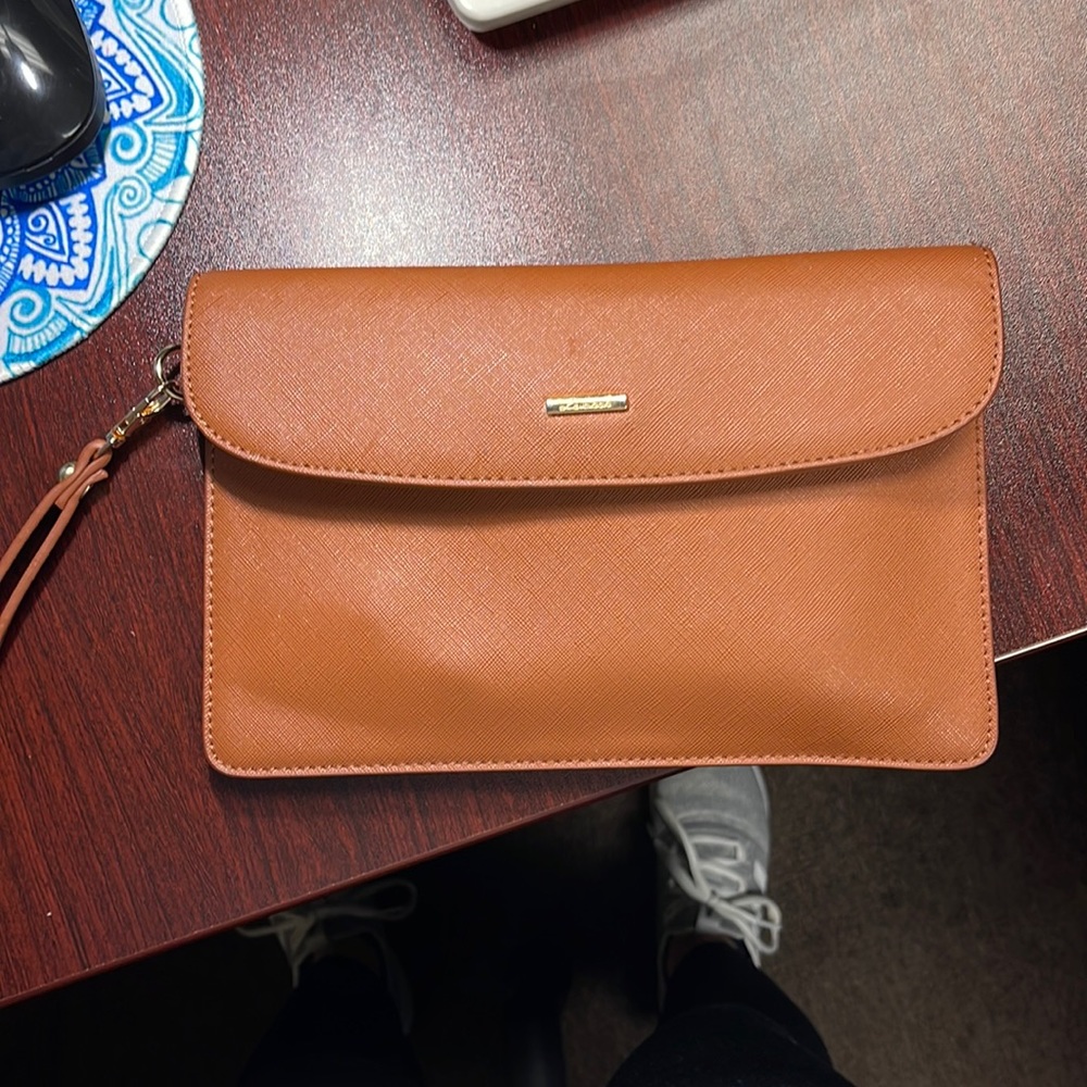 Wristlet